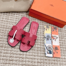 Hermes Slippers